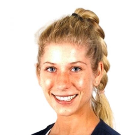 Carina_Jakuszeit_525x541-white